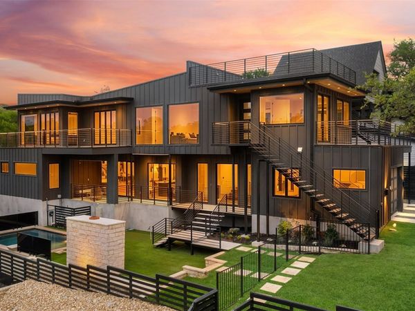 2208 Montclaire ST, Austin, TX 78704