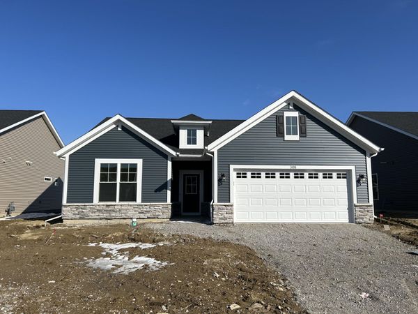 3108 Hilltop Road , Valparaiso, IN 46385