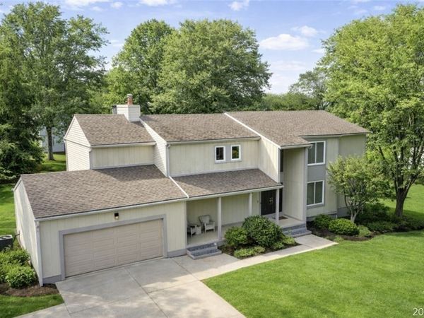 483 Beaverbrook Drive , Akron, OH 44333