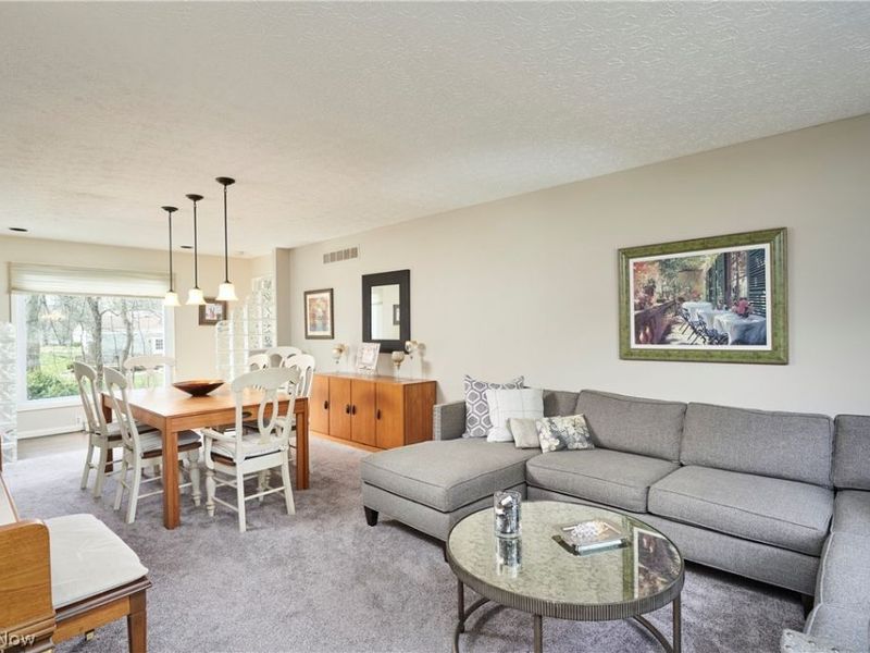 483 Beaverbrook Drive, Bath, OH 44333 Photo 18