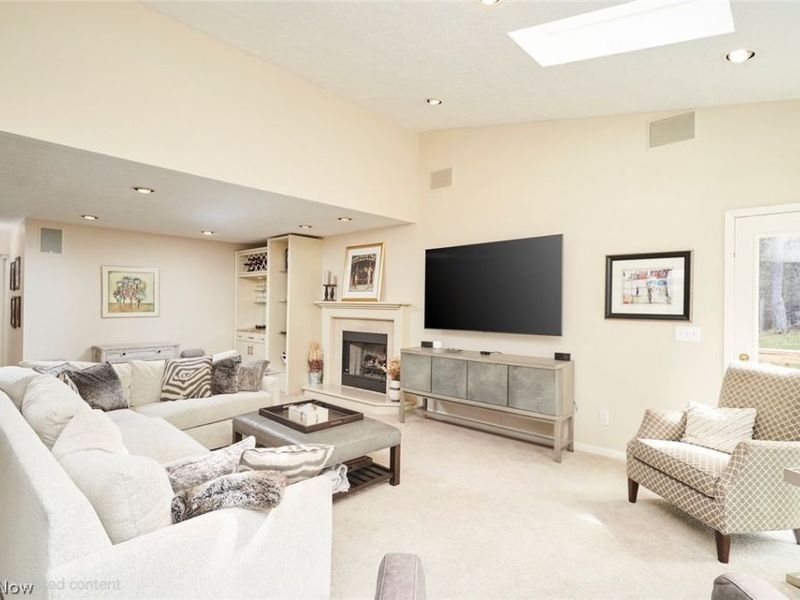 483 Beaverbrook Drive, Bath, OH 44333 Photo 5