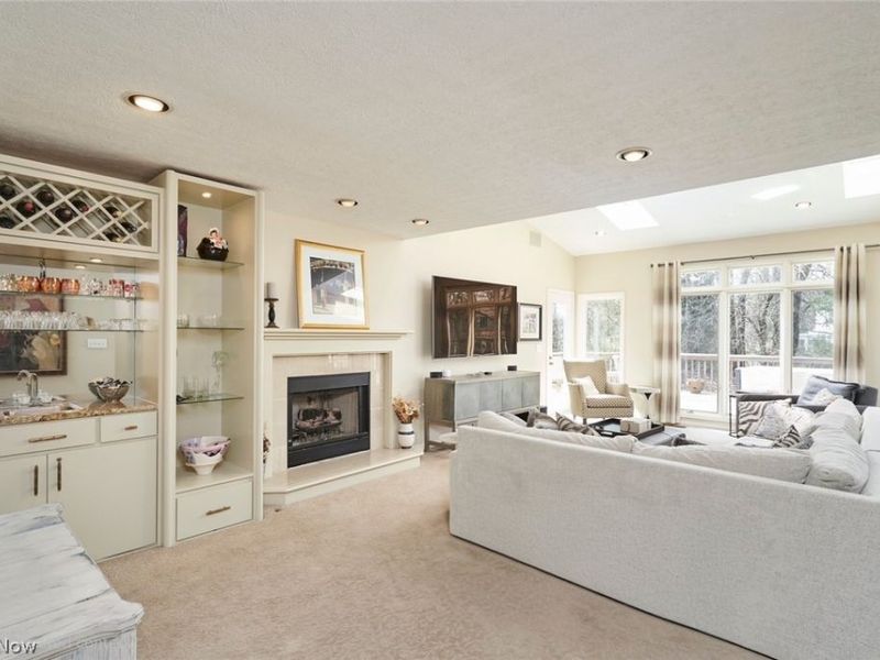 483 Beaverbrook Drive, Bath, OH 44333 Photo 7