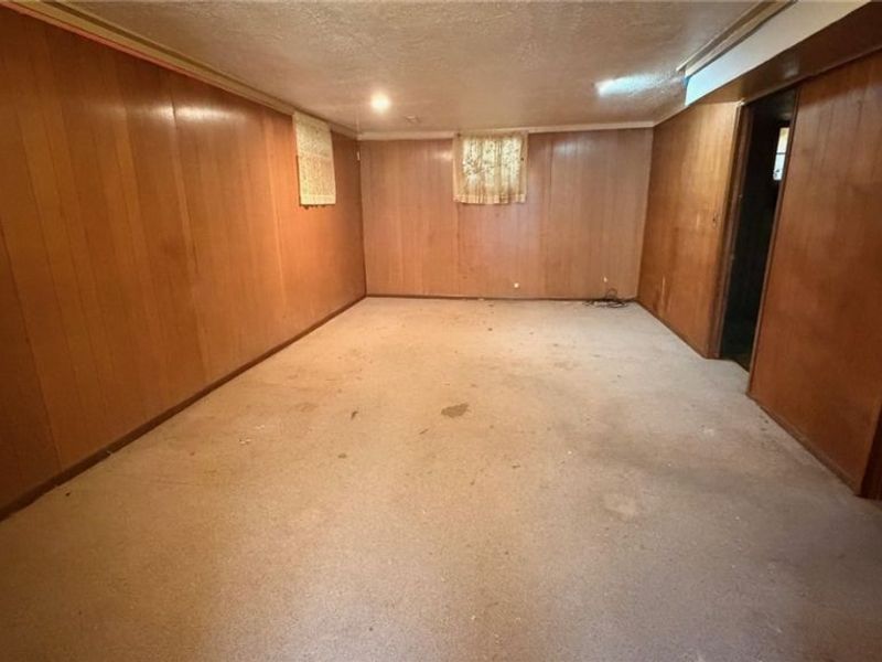 864 Lindsay Avenue, Akron, OH 44306 Photo 8