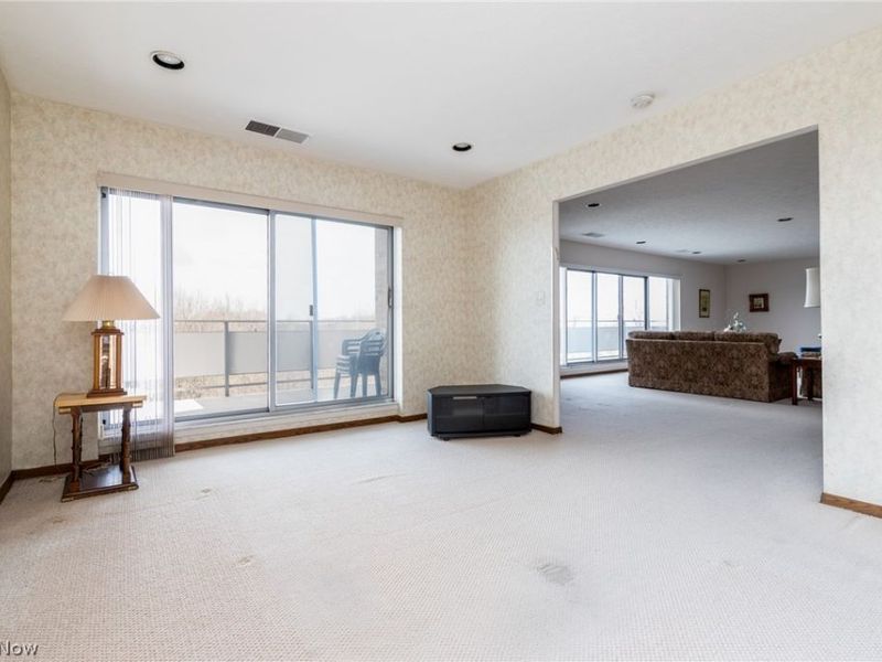 2202 Acacia Park Drive, Unit 2615, Lyndhurst, OH 44124 Photo 10