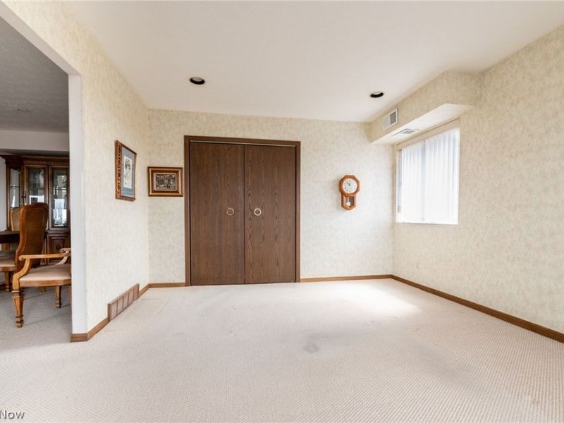 2202 Acacia Park Drive, Unit 2615, Lyndhurst, OH 44124 Photo 11