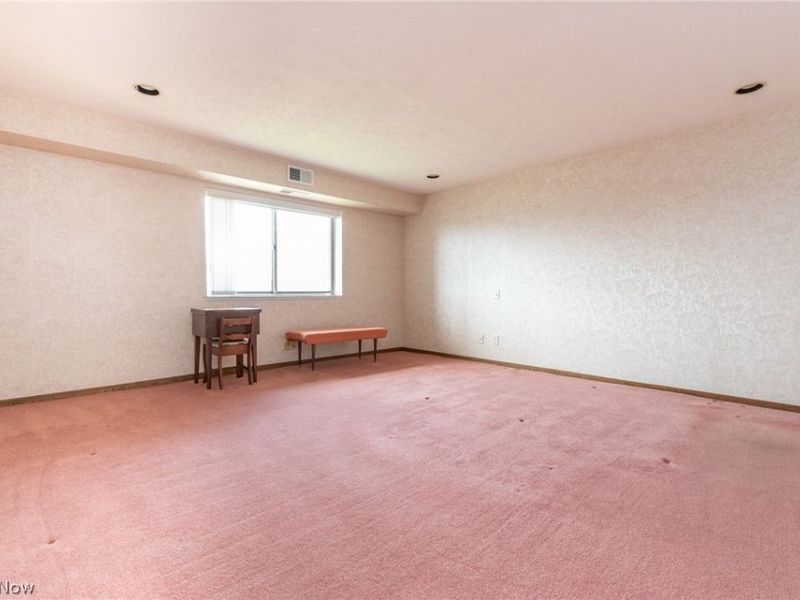 2202 Acacia Park Drive, Unit 2615, Lyndhurst, OH 44124 Photo 19