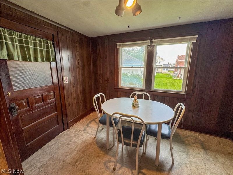 122 N Bon Air Avenue, Youngstown, OH 44509 Photo 17