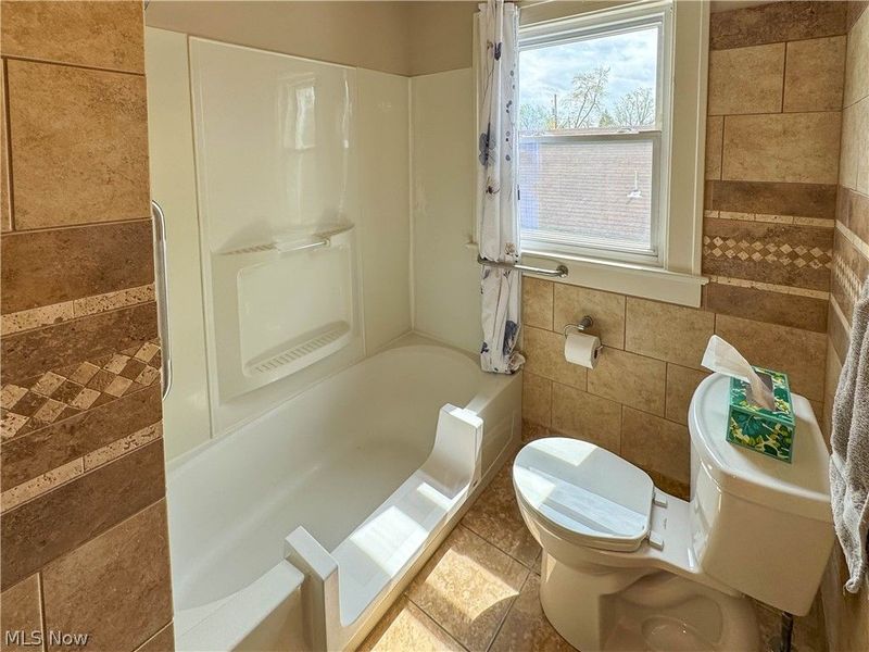 122 N Bon Air Avenue, Youngstown, OH 44509 Photo 22