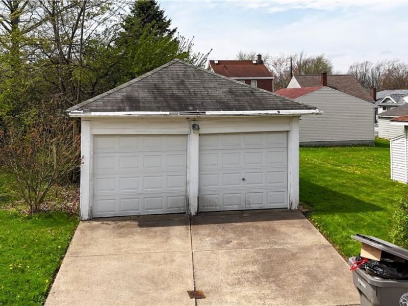 122 N Bon Air Avenue, Youngstown, OH 44509 Photo 41