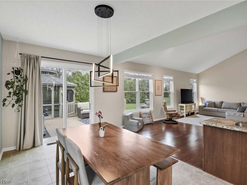 31766 Walker Road, Avon Lake, OH 44012 Photo 3