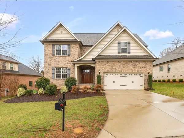 4671 Olivine Lane , Pfafftown, NC 27040