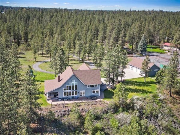 305 W Viewmont Ln, Spokane, WA 99224