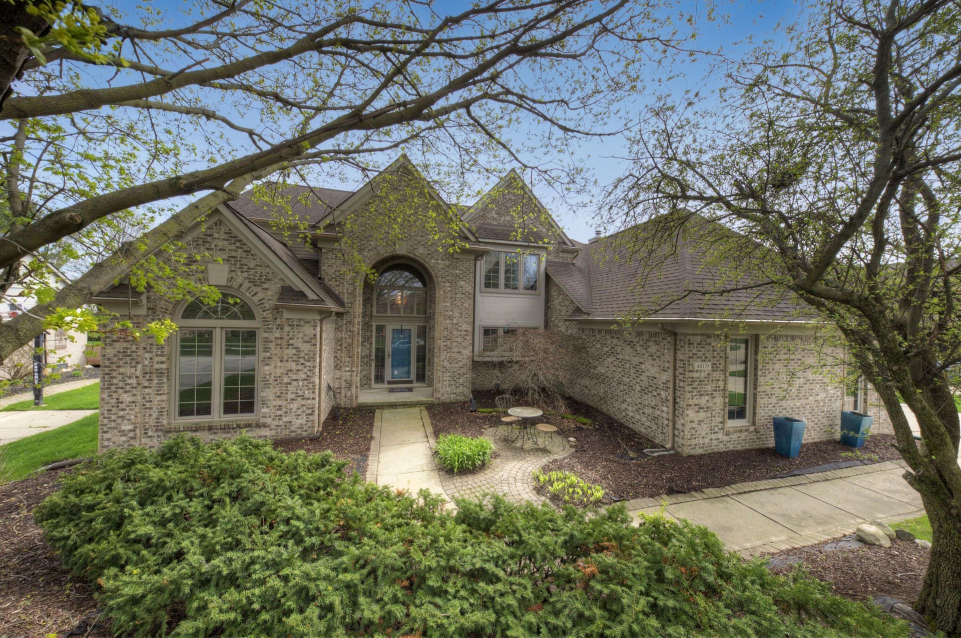 48135 Covington Court, Canton, MI 48187 Main Photo