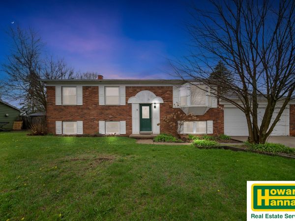 1431 Meadow Drive, Wolverine Lake, MI 48390