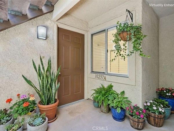 10237 De Soto, Unit A, Chatsworth, CA 91311
