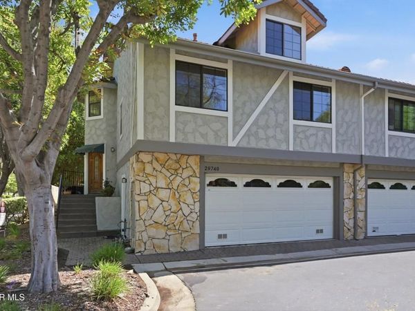29740 Strawberry Hill Drive, Agoura Hills, CA 91301
