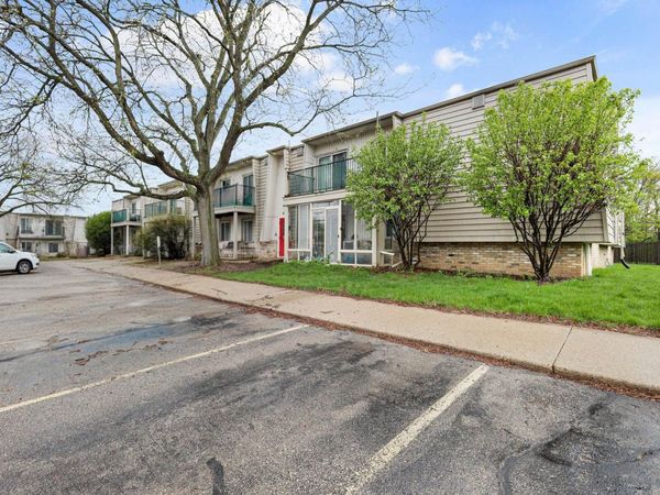 2434 Independence Lane, Unit 108, Madison, WI 53704