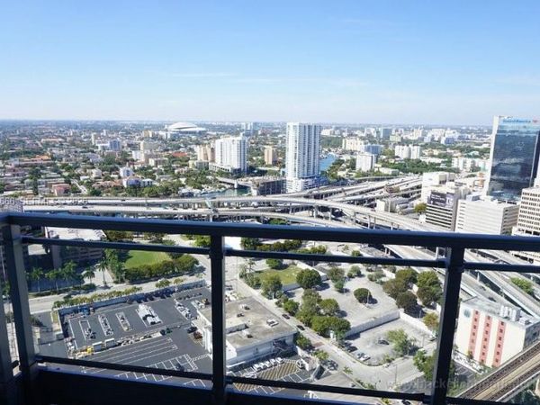 90 SW 3rd St , Unit 3505, Miami, FL 33130