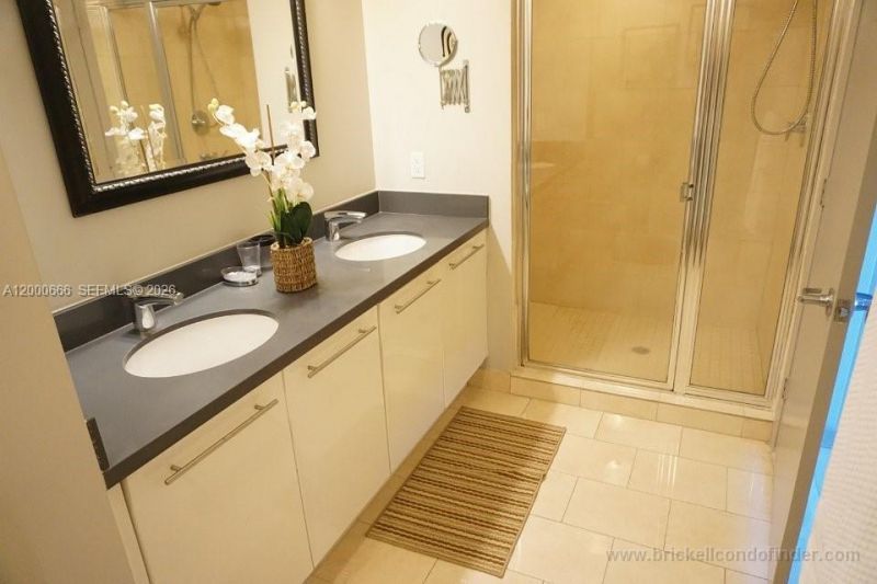 90 SW 3rd St, Unit 3505, Miami, FL 33130 Photo