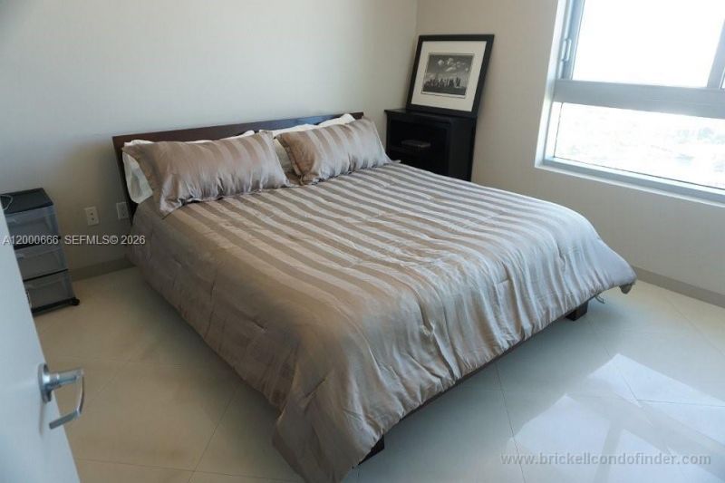 90 SW 3rd St, Unit 3505, Miami, FL 33130 Photo