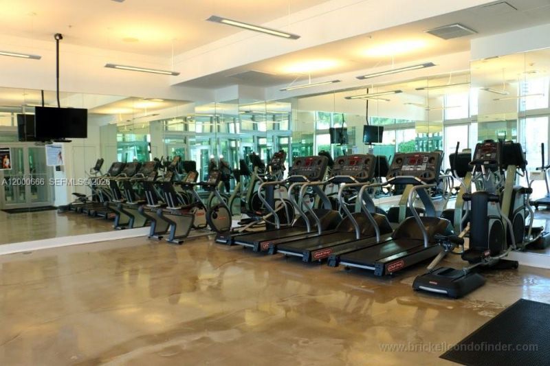 90 SW 3rd St, Unit 3505, Miami, FL 33130 Photo