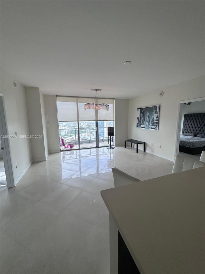 90 SW 3rd St, Unit 3505, Miami, FL 33130 Photo