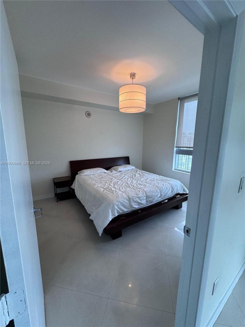 90 SW 3rd St, Unit 3505, Miami, FL 33130 Photo