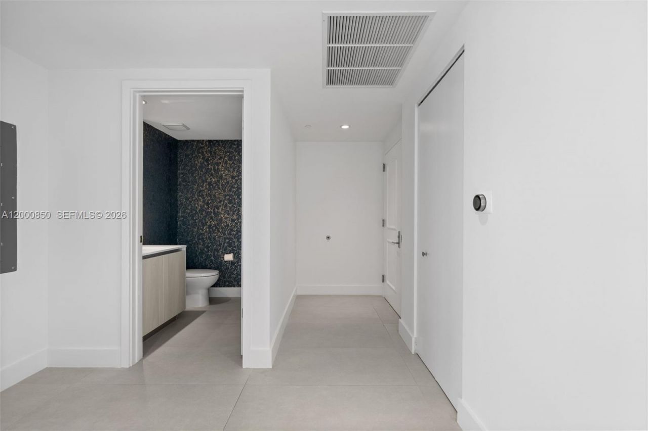 3131 NE 7th Ave, Unit 3306, Miami, FL 33137 Photo