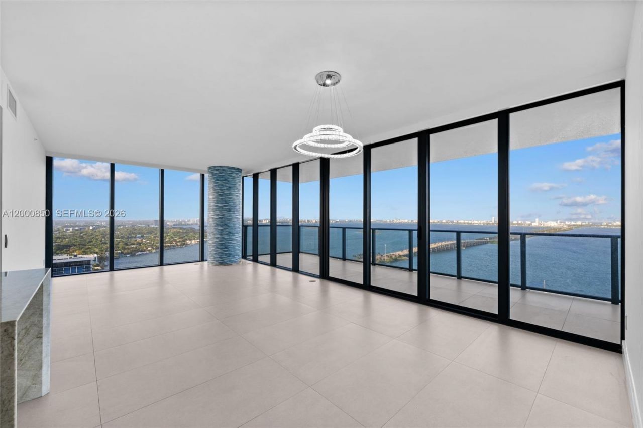 3131 NE 7th Ave, Unit 3306, Miami, FL 33137 Photo