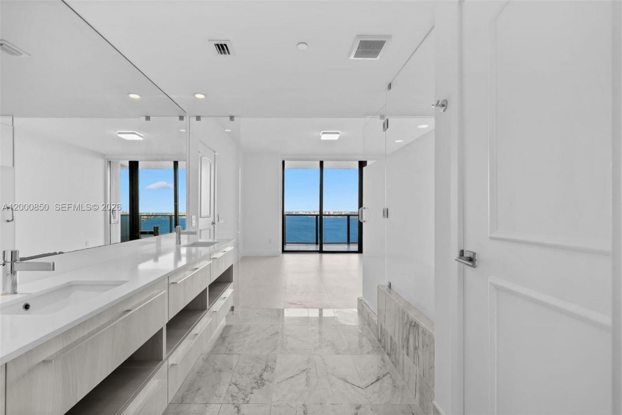 3131 NE 7th Ave, Unit 3306, Miami, FL 33137 Photo