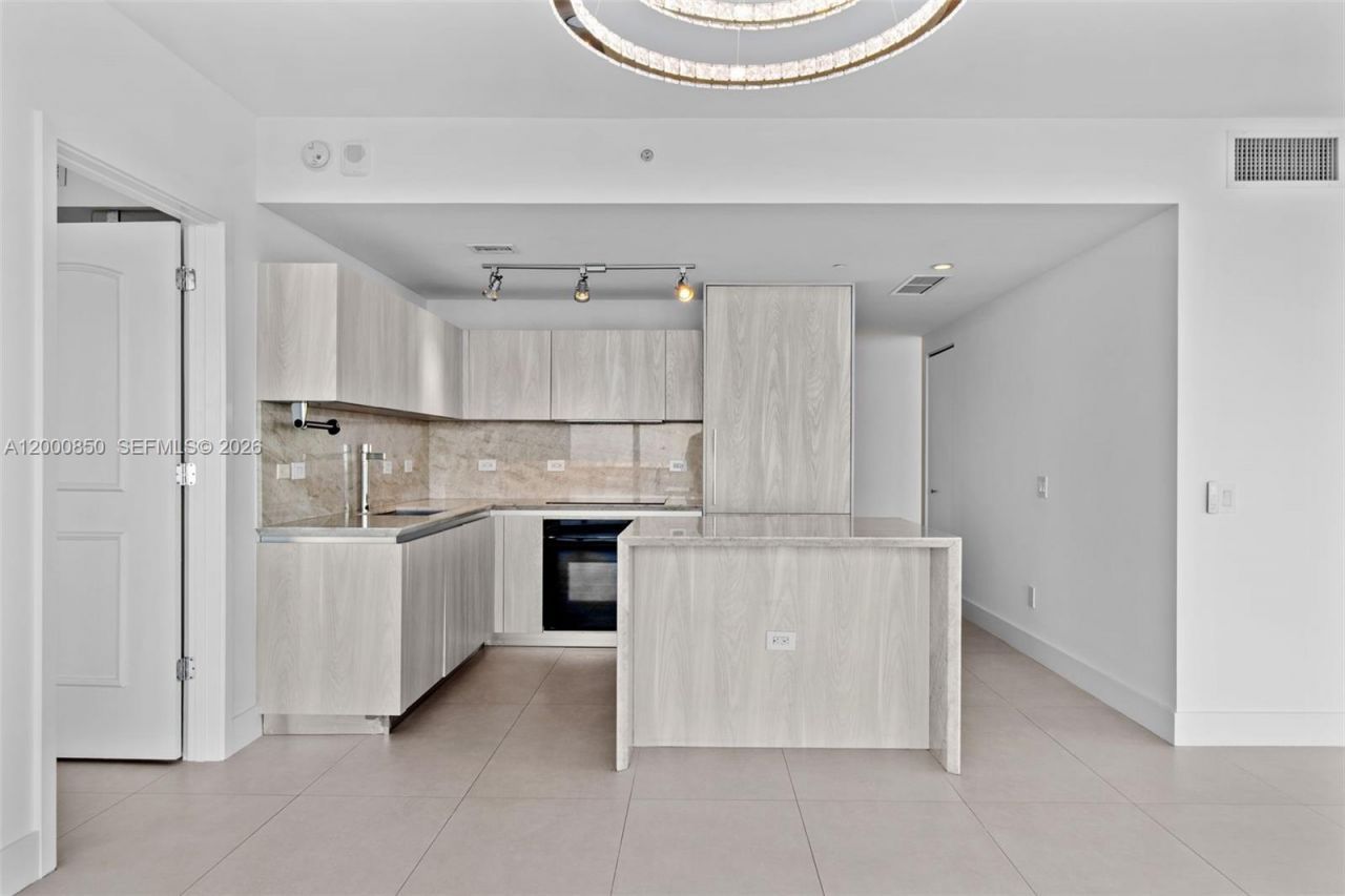 3131 NE 7th Ave, Unit 3306, Miami, FL 33137 Photo