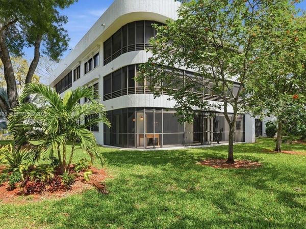 1410 Sheridan St, Unit 8I, Hollywood, FL 33020