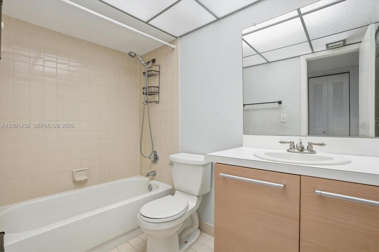 1410 Sheridan St, Unit 8I, Hollywood, FL 33020 Photo