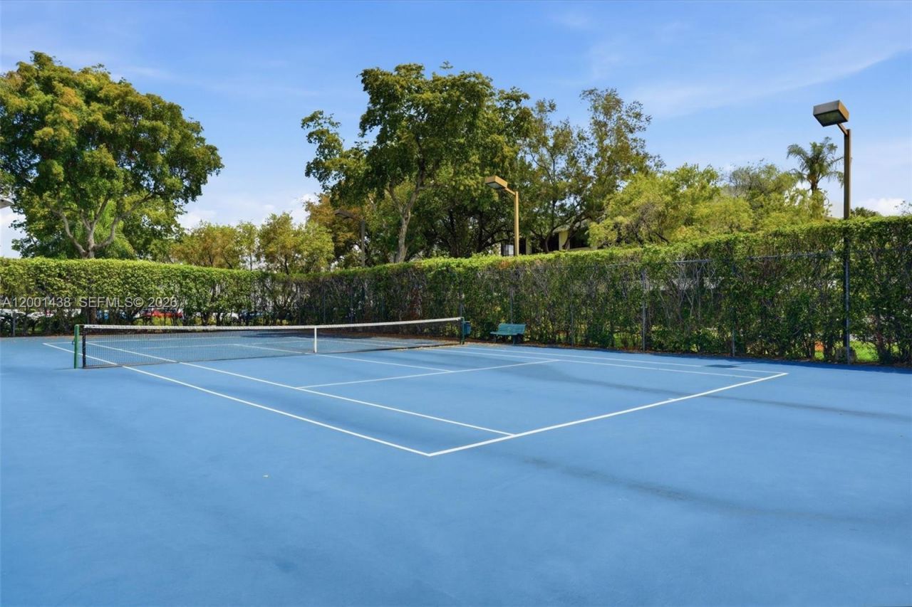 1410 Sheridan St, Unit 8I, Hollywood, FL 33020 Photo