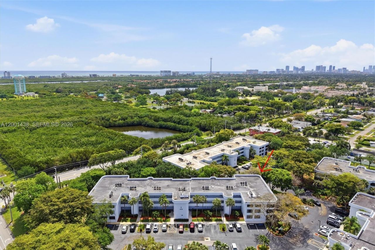 1410 Sheridan St, Unit 8I, Hollywood, FL 33020 Photo