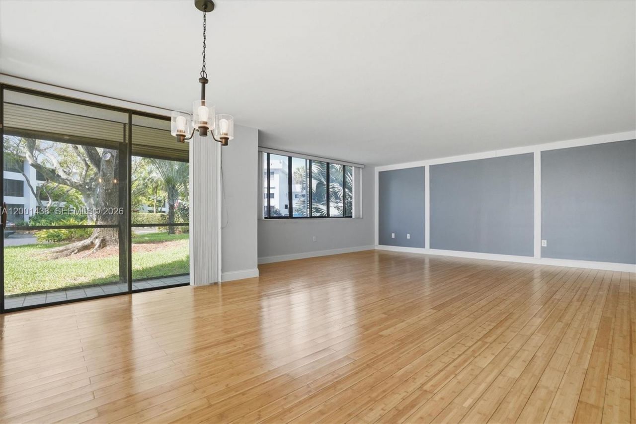 1410 Sheridan St, Unit 8I, Hollywood, FL 33020 Photo