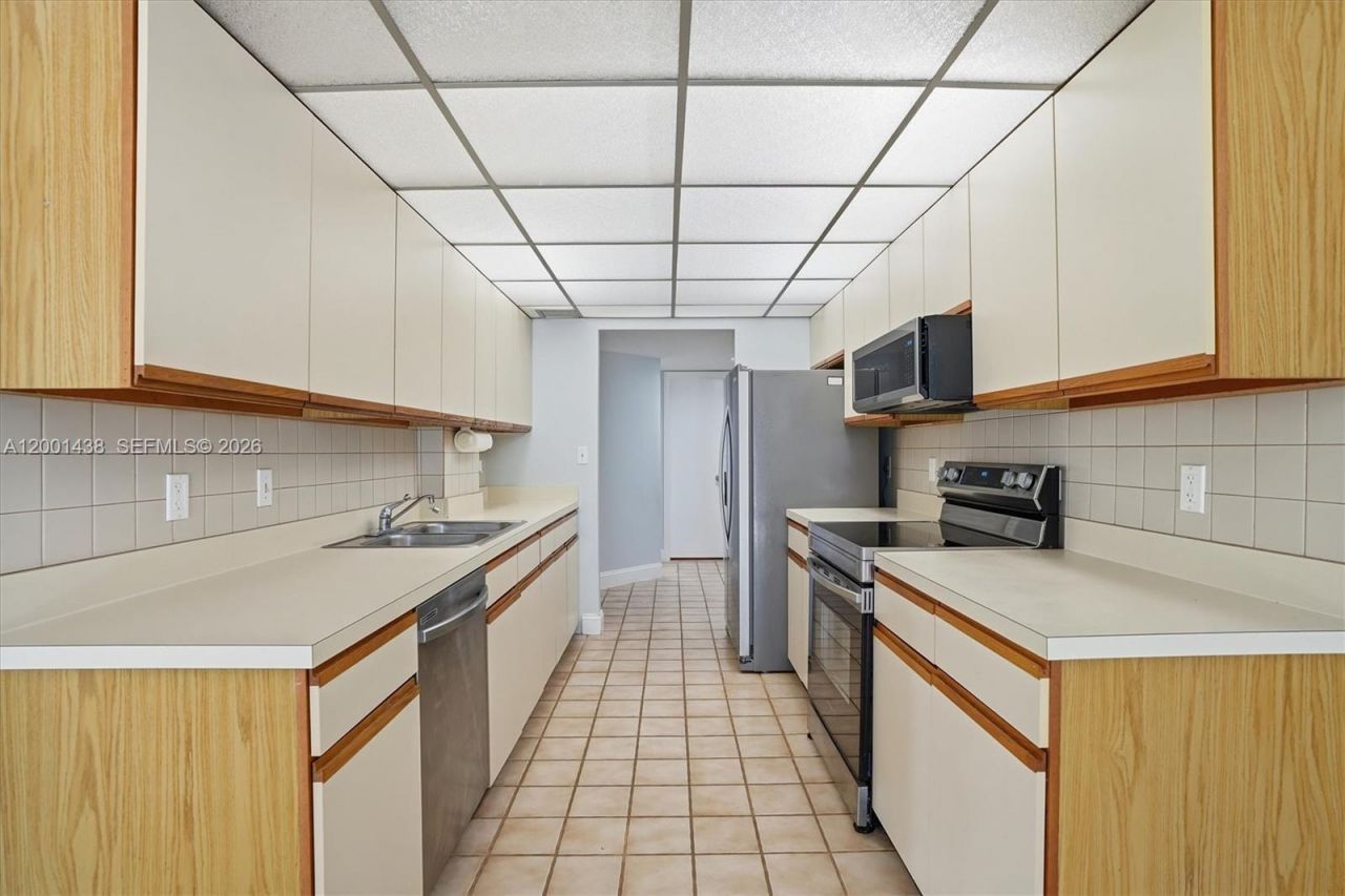 1410 Sheridan St, Unit 8I, Hollywood, FL 33020 Photo