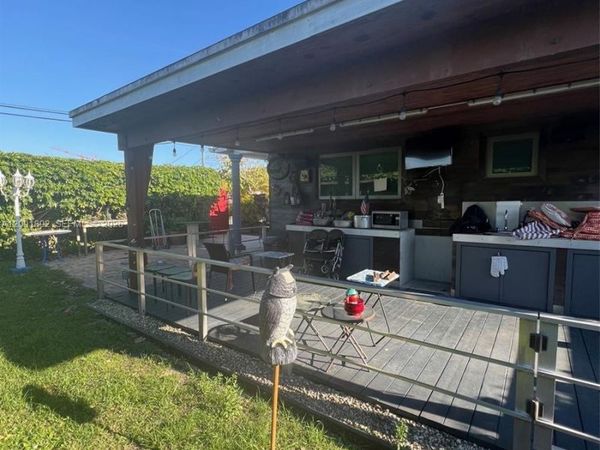 6900 SW 22nd St , Miami, FL 33155