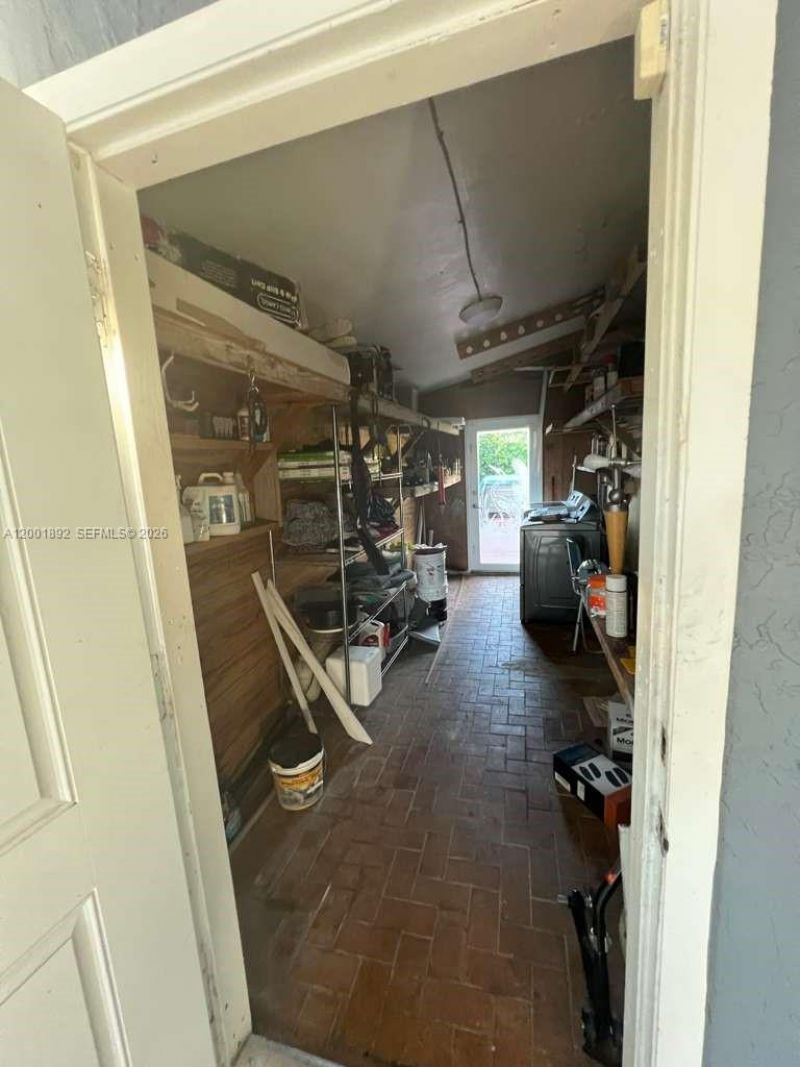 6900 SW 22nd St, Miami, FL 33155 Photo