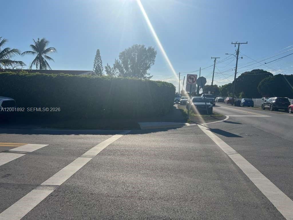 6900 SW 22nd St, Miami, FL 33155 Photo