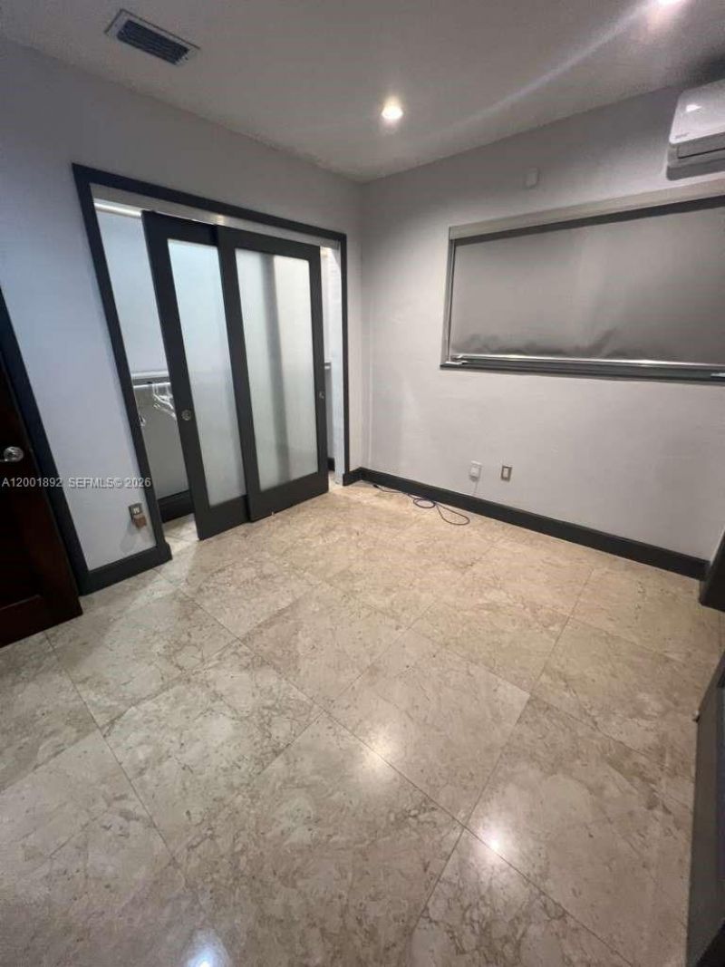 6900 SW 22nd St, Miami, FL 33155 Photo