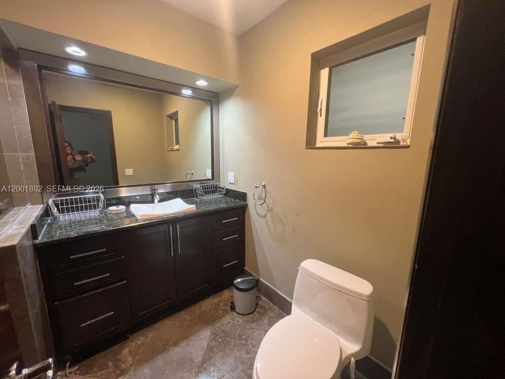 6900 SW 22nd St, Miami, FL 33155 Photo