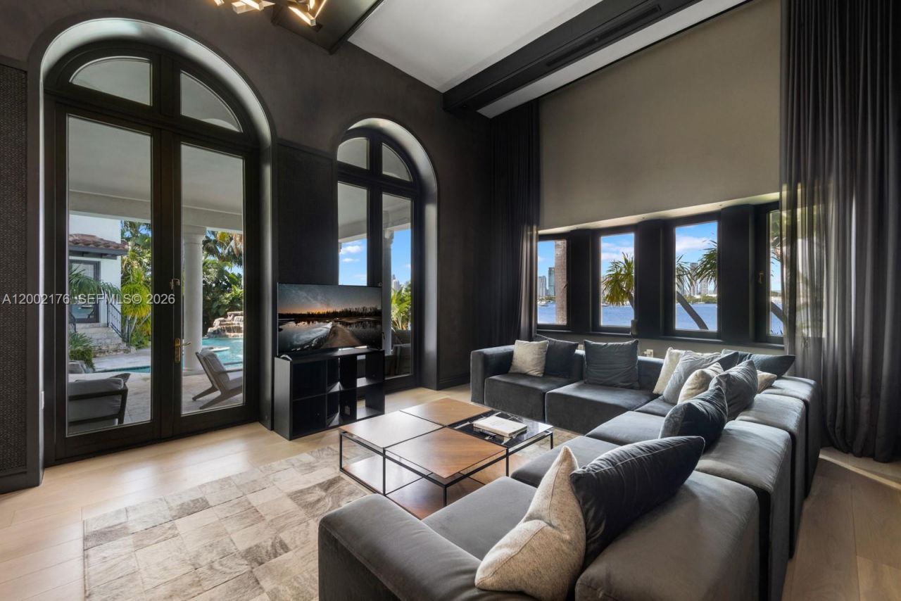 432 S Hibiscus Dr, Miami Beach, FL 33139 Photo