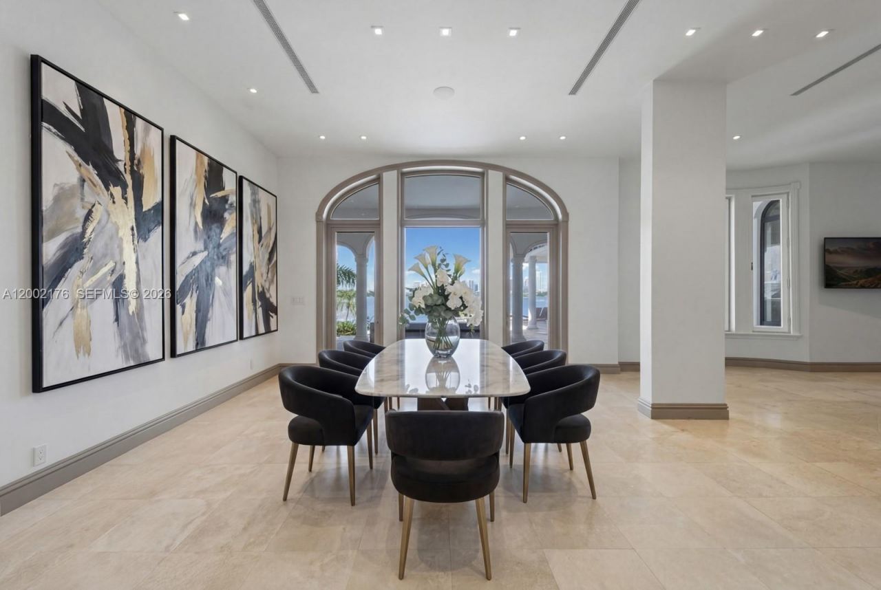 432 S Hibiscus Dr, Miami Beach, FL 33139 Photo