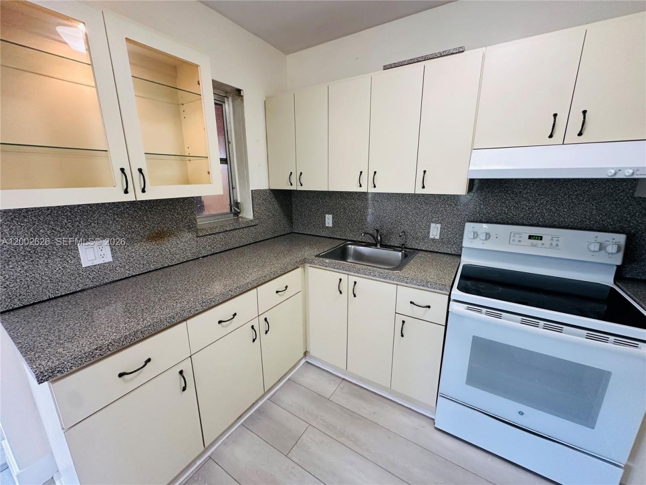 6241 SW 2nd St, Unit 6241, Miami, FL 33144 Photo