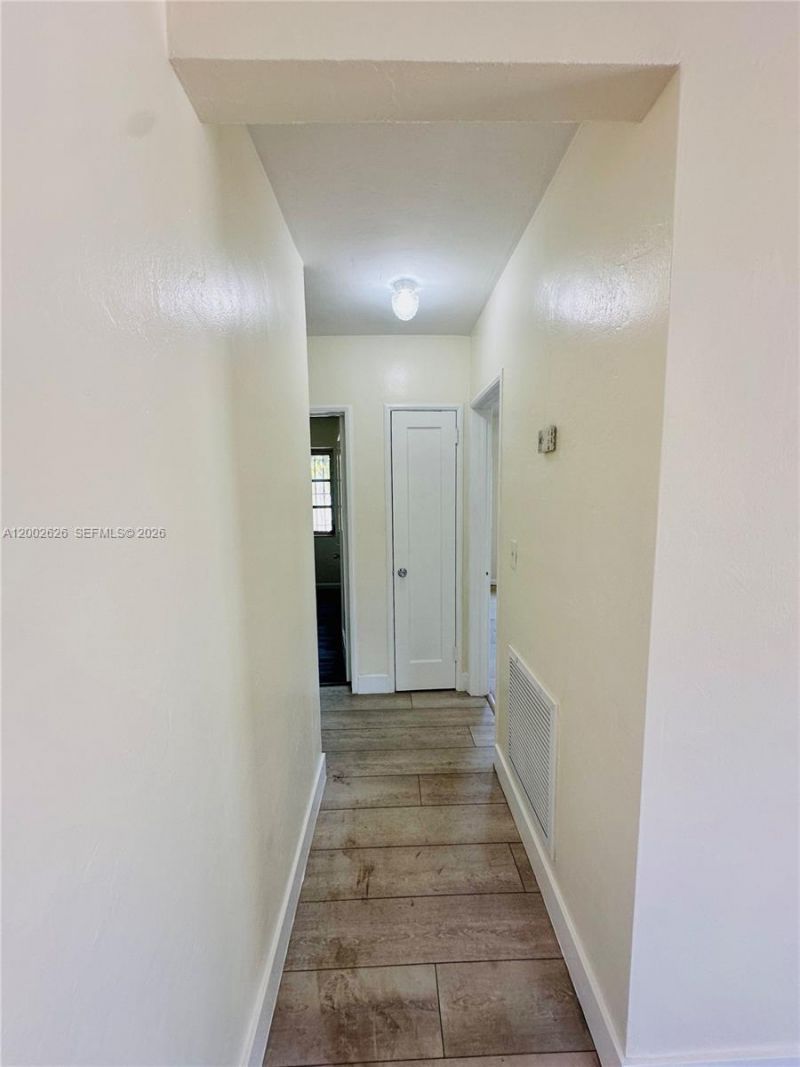 6241 SW 2nd St, Unit 6241, Miami, FL 33144 Photo