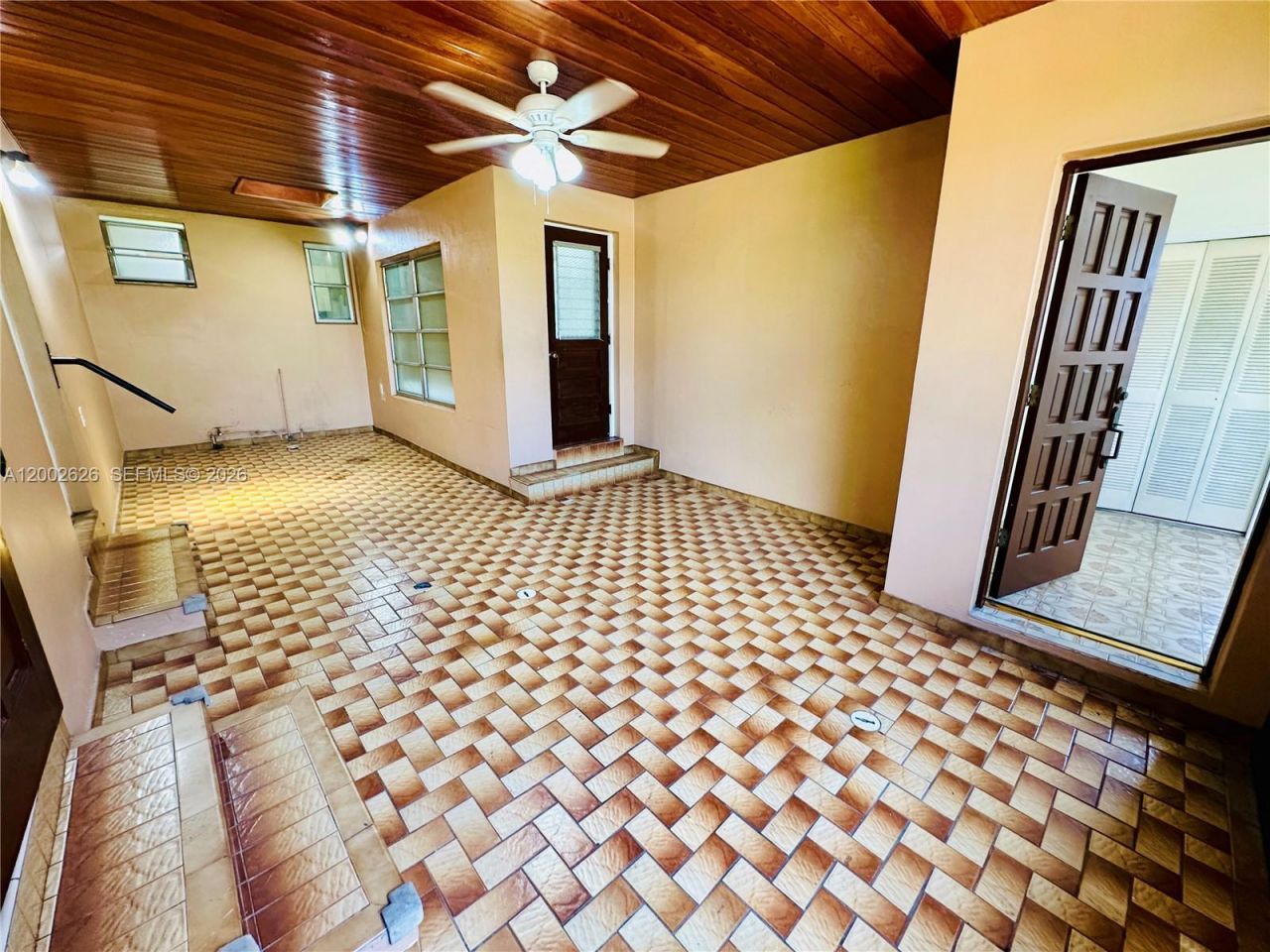 6241 SW 2nd St, Unit 6241, Miami, FL 33144 Photo