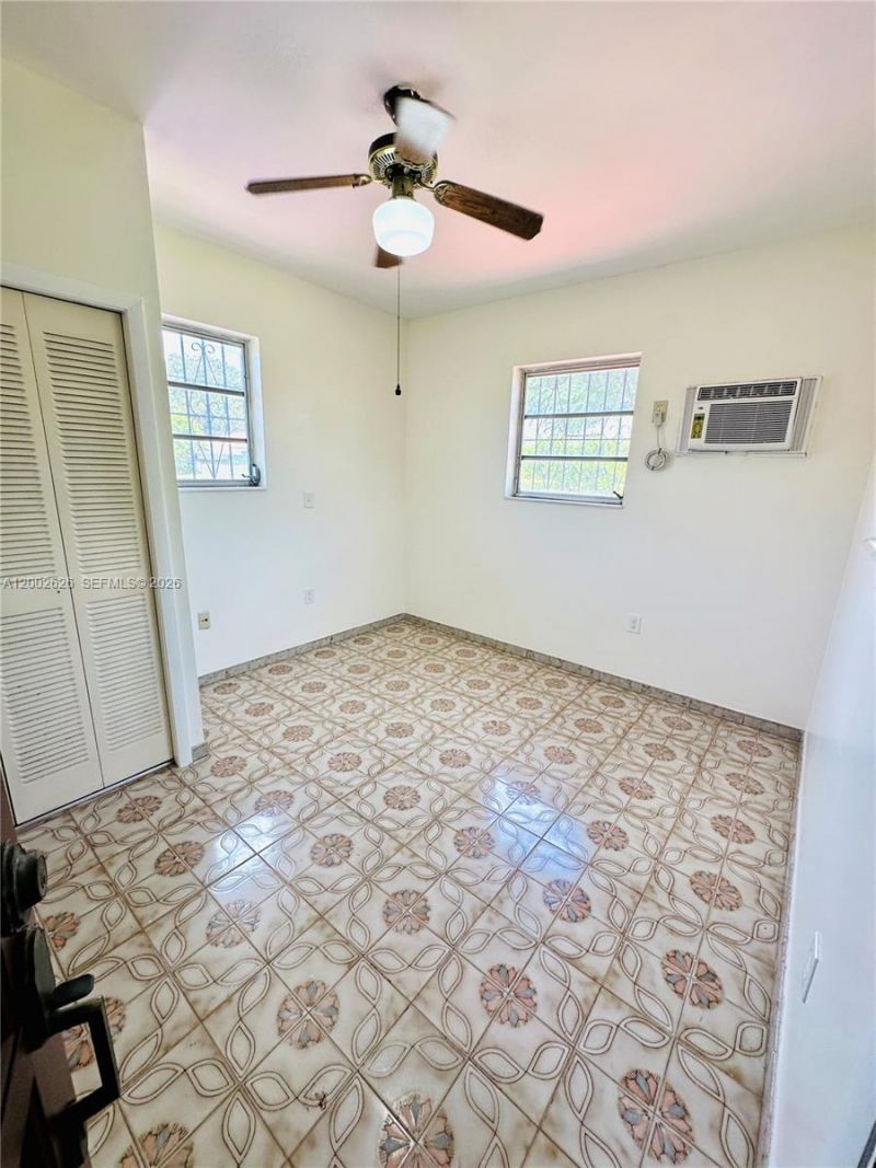 6241 SW 2nd St, Unit 6241, Miami, FL 33144 Photo