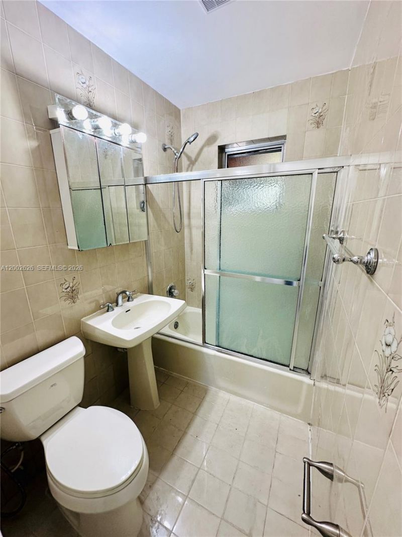 6241 SW 2nd St, Unit 6241, Miami, FL 33144 Photo