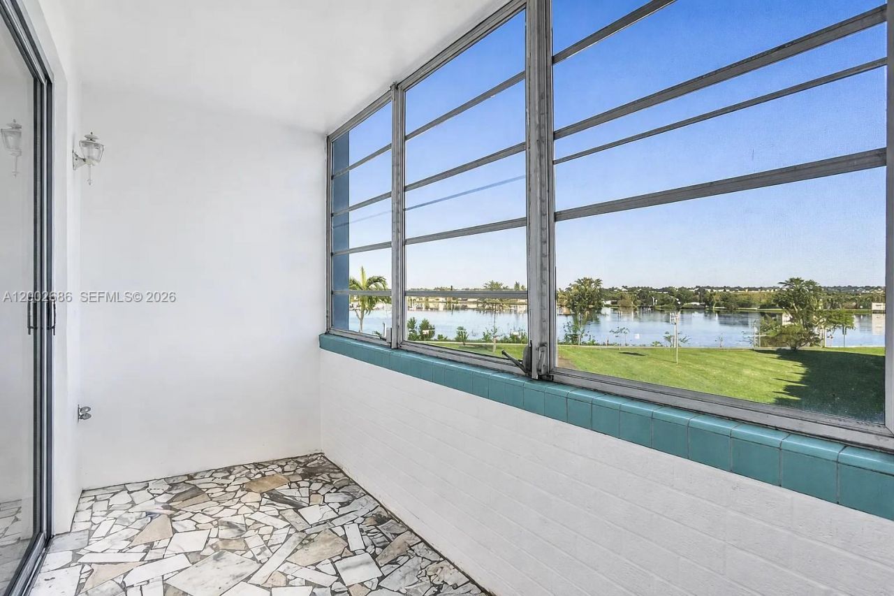 1501 NE Miami Gardens Dr, Unit 252, Miami, FL 33179 Photo